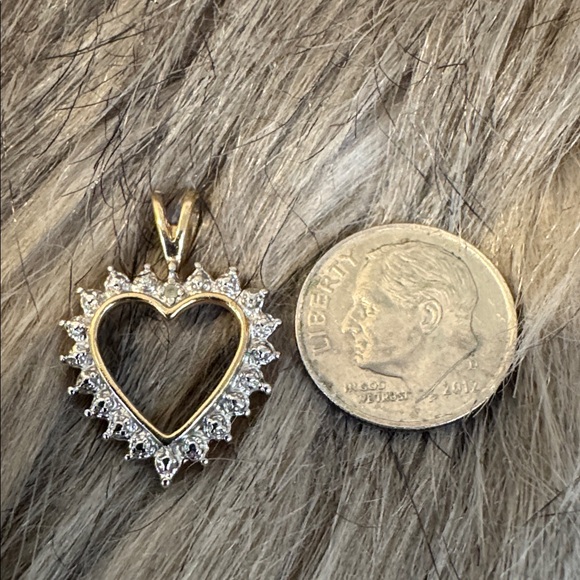 Silver Heart Pendant - Picture 3 of 4